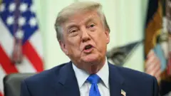 Tổng thống Donald Trump